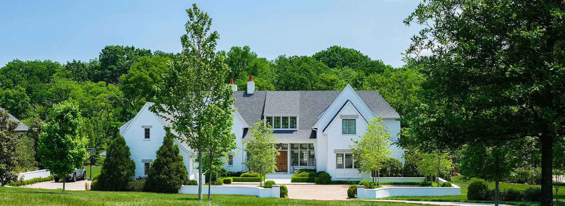 Advertise your home maintenance and repair related business to potential customers in your service area when you choose the Premium option or in your own locality if choosing the Free option.